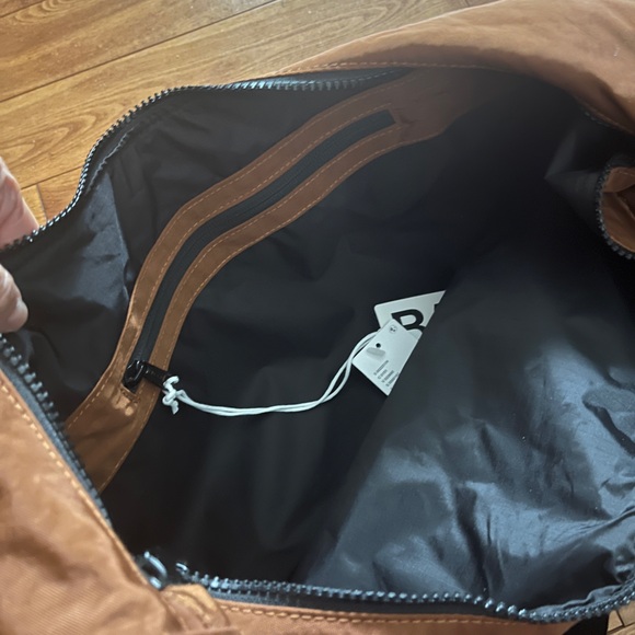 Baggu Large Crescent - Picture 12 of 12